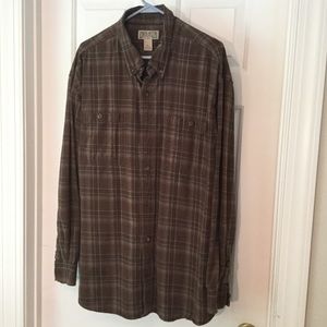 Duluth Trading Co Men’s brown plaid shirt